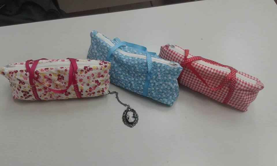 Easy Make Up Bag PDF Sewing Pattern & Instructions - Simple Cosmetics Pouch