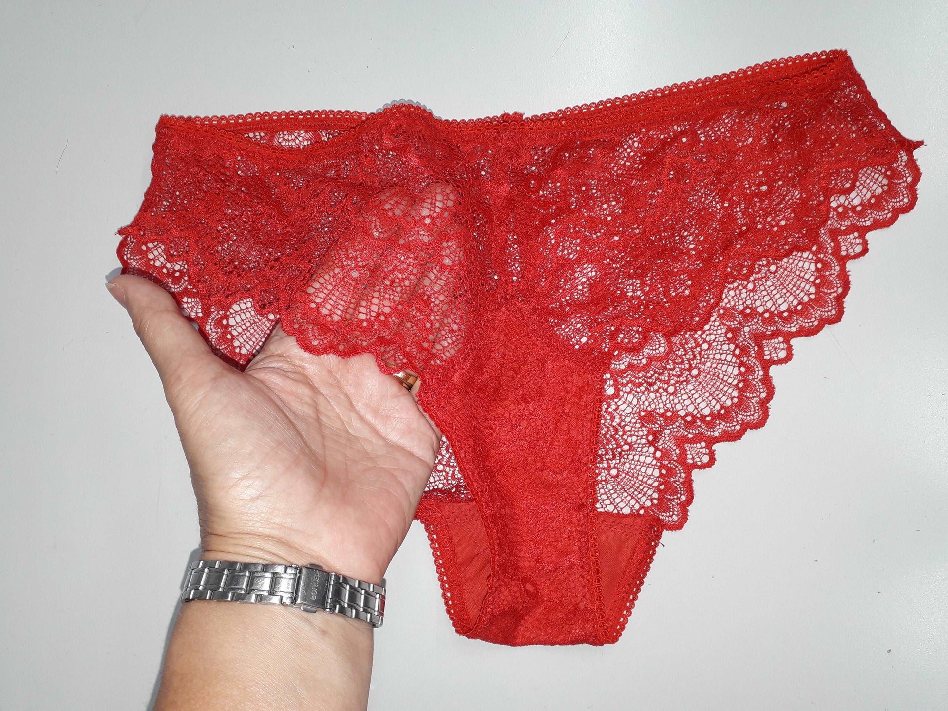 BRALETTE & PANTIES SELECTION OF SEWING PDF PATTERNS AND TUTORIAL - Bralette and cheeky panties in XS to 4XL and undies XS to XL