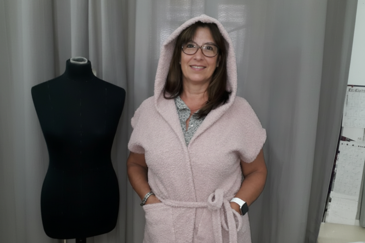 Ladies Sleeveless Hoodie PDF Sewing Pattern & Instructions - S-L