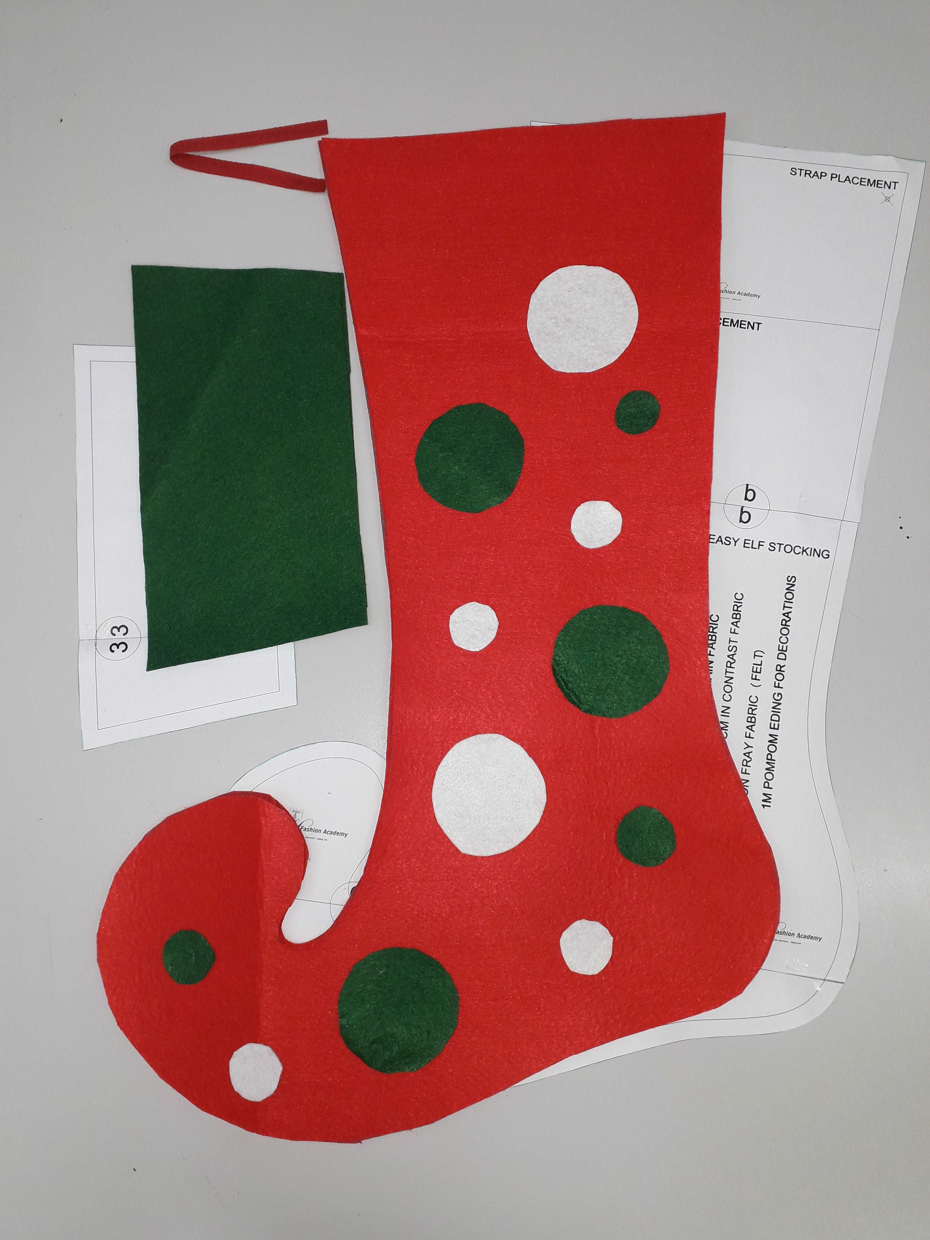 CHRISTMAS EASY ELF STOCKING PDF SEWING PATTERNS & TUTORIAL