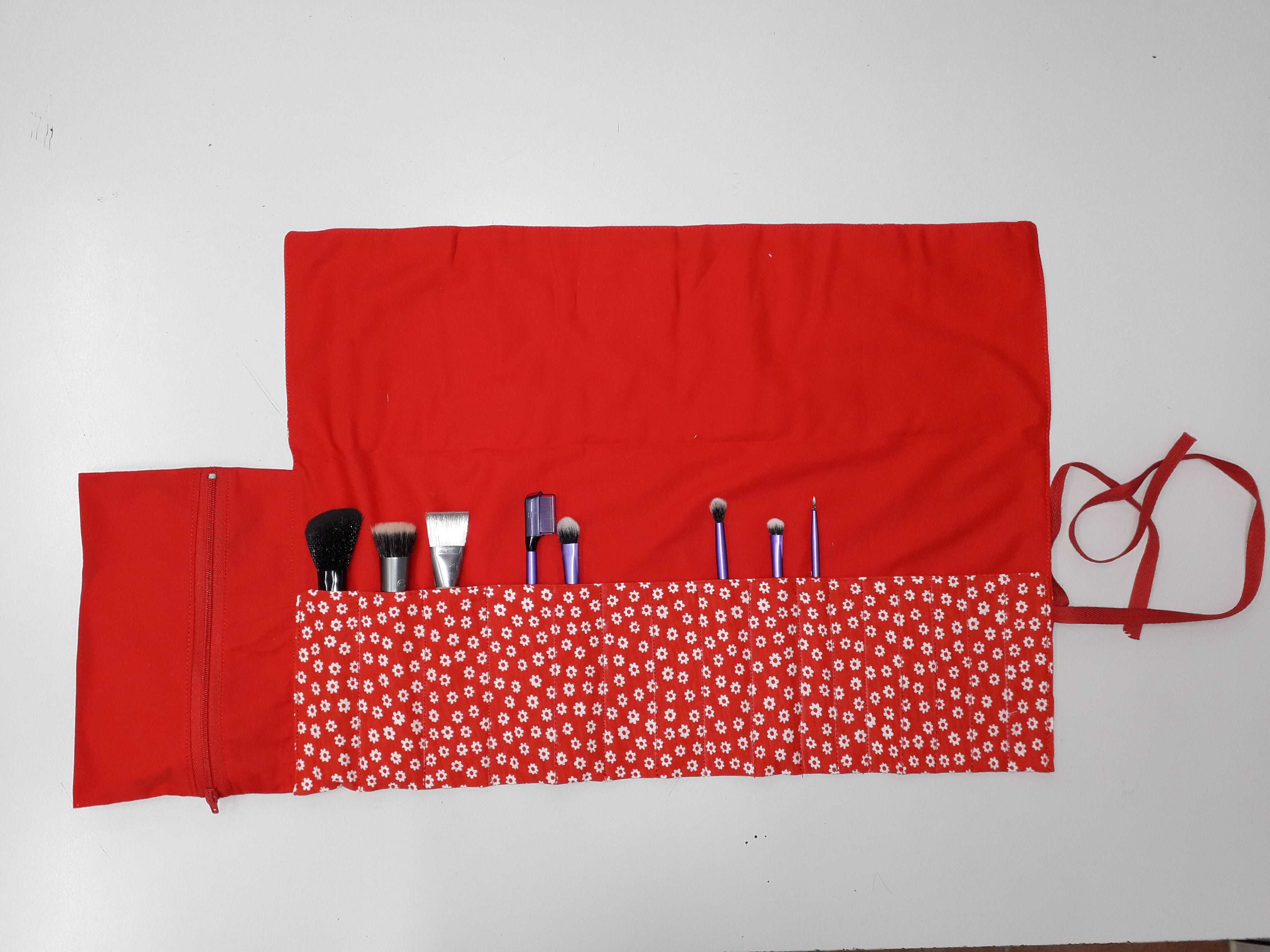 EASY ROLLUP MAKEUP BAG - SEWING PDF PATTERNS AND INSTRUCTIONS