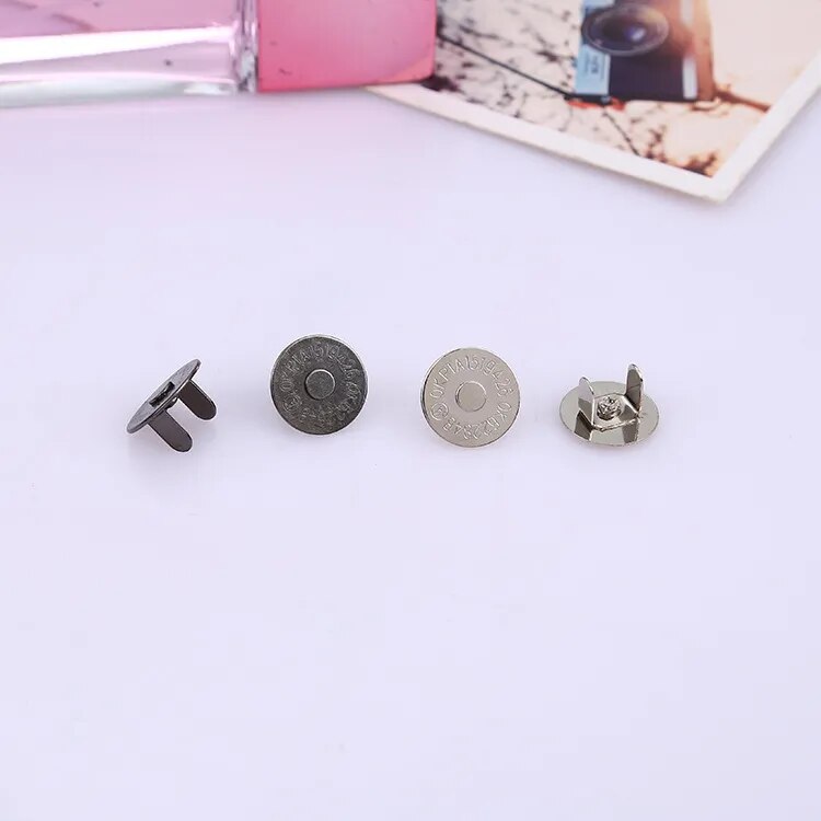 Magnetic Clasp closures