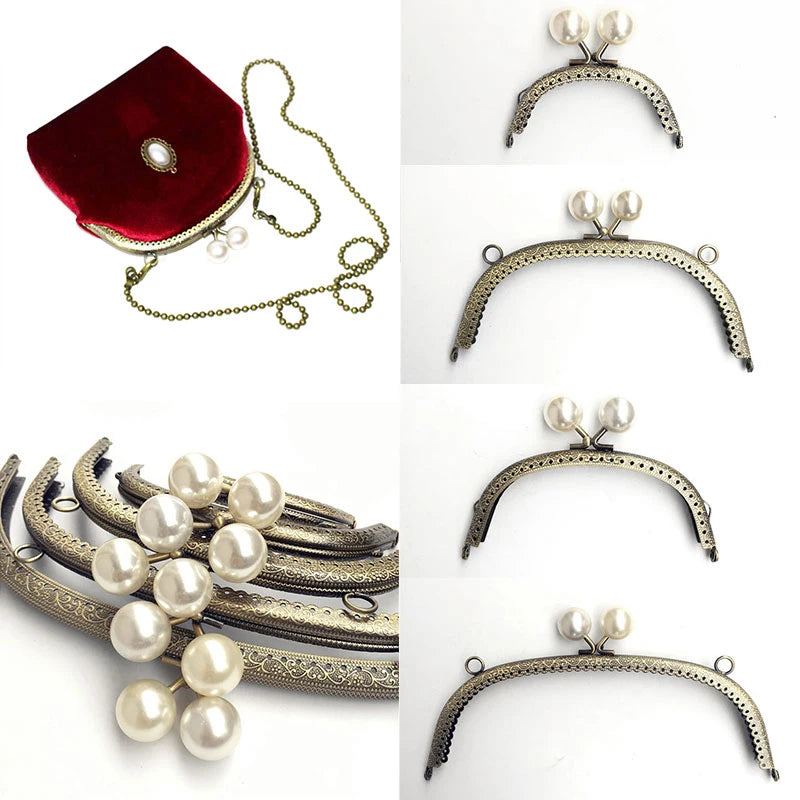 Metal Handle Frame Retro Pearl clasp