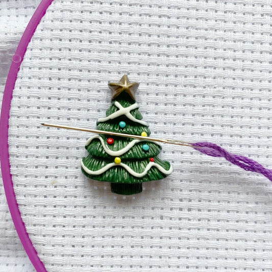 Christmas Tree Magnetic Needle Minder - Embroidery Needle Holder