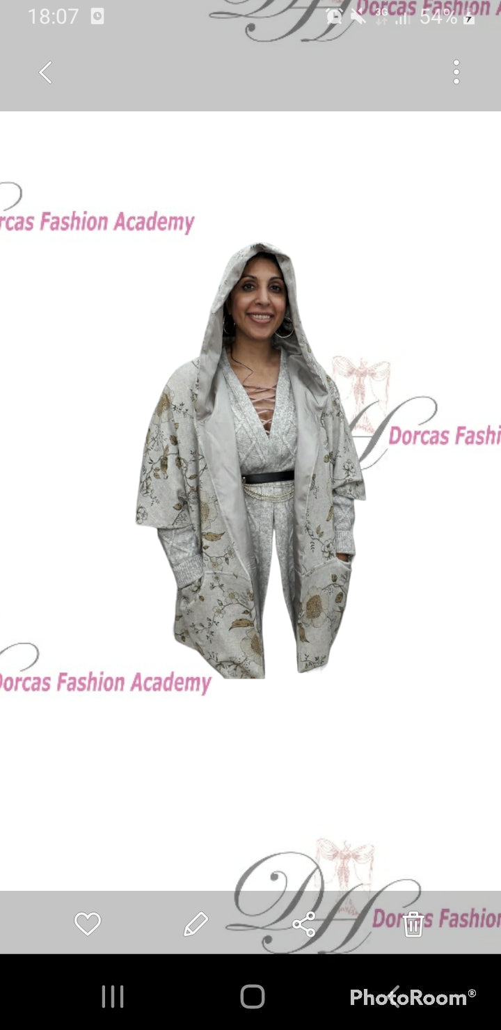 LADIES HOODIE PONCHO COAT PDF SEWING PATTERN & INSTRUCTIONS S to XL